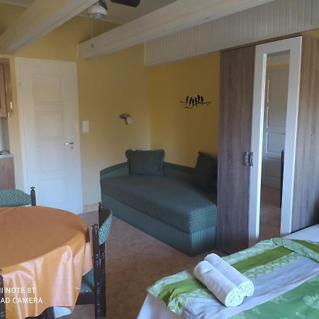Apartmanhaz Gabriella Harkany Exterior photo